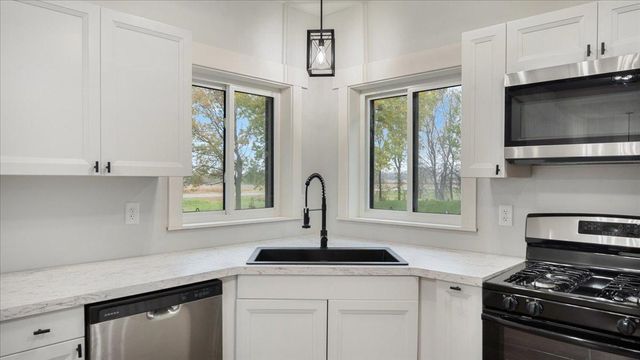 38502 Csah 30, Eden Valley, MN 55329