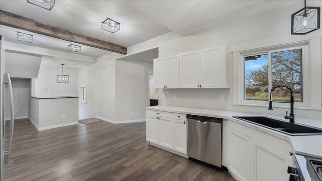 38502 Csah 30, Eden Valley, MN 55329