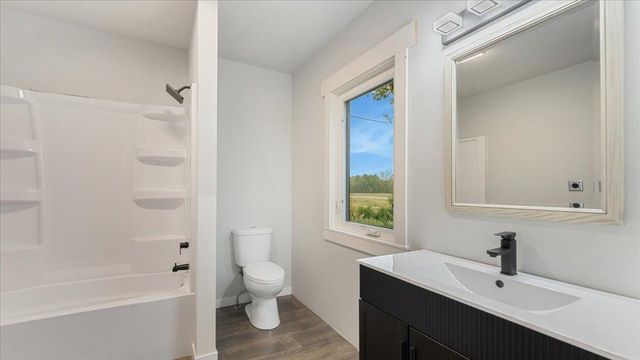 38502 Csah 30, Eden Valley, MN 55329