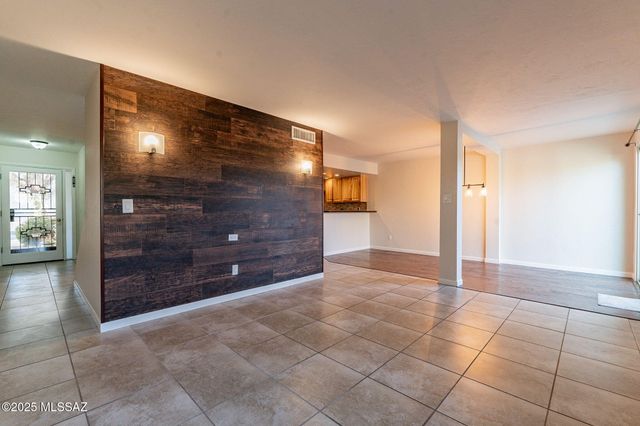 9350 E Speedway Blvd Unit 12, Tucson, AZ 85710