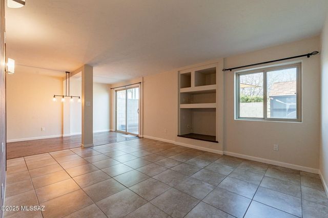 9350 E Speedway Blvd Unit 12, Tucson, AZ 85710