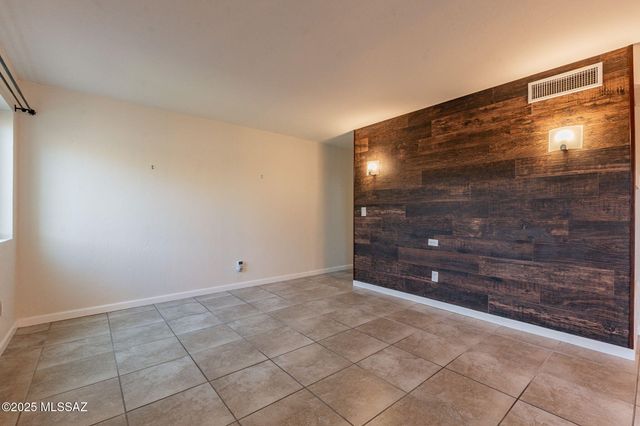 9350 E Speedway Blvd Unit 12, Tucson, AZ 85710