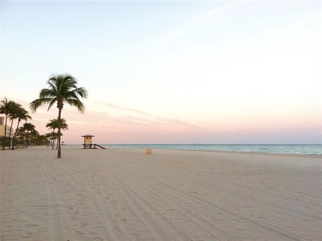 355 Virginia Street 1, Hollywood, FL 33019