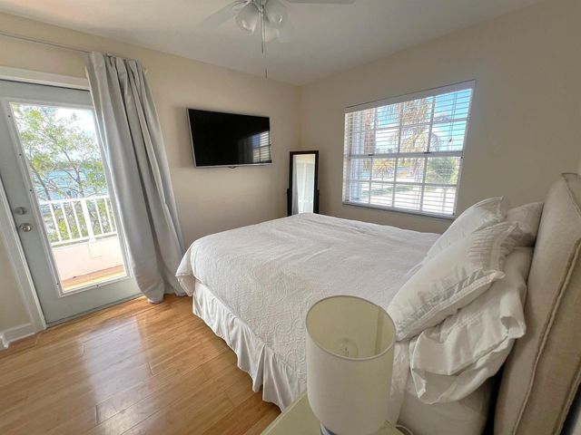 355 Virginia Street 1, Hollywood, FL 33019