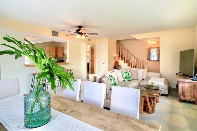 355 Virginia Street 1, Hollywood, FL 33019