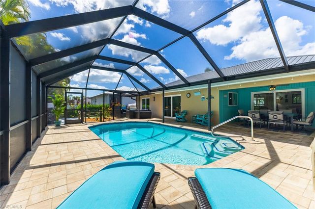 17571 Taylor DR, Fort Myers, FL 33908