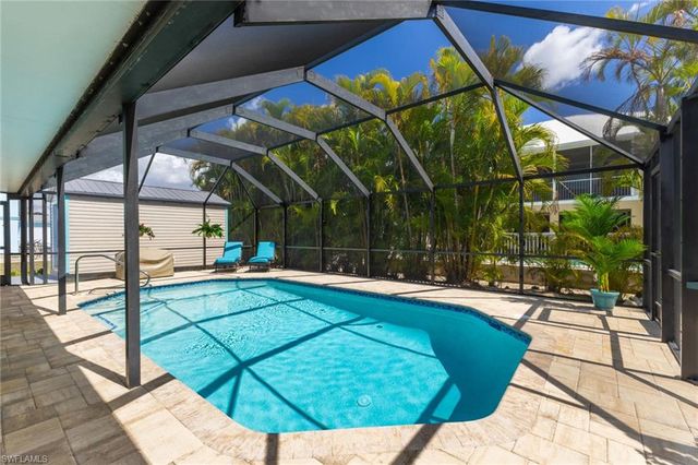 17571 Taylor DR, Fort Myers, FL 33908