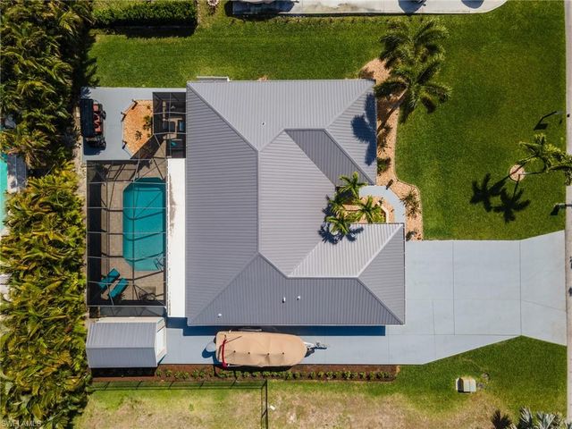 17571 Taylor DR, Fort Myers, FL 33908