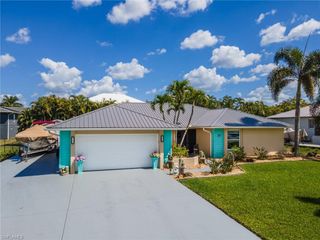 17571 Taylor DR, Fort Myers, FL 33908