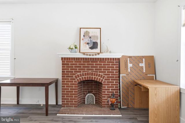 330 SOMERSET ST, Gloucester City, NJ 08030