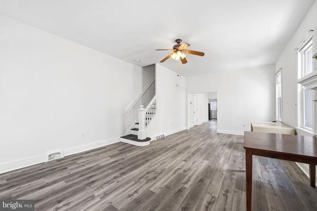 330 SOMERSET ST, Gloucester City, NJ 08030