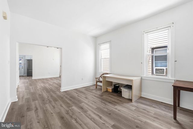 330 SOMERSET ST, Gloucester City, NJ 08030