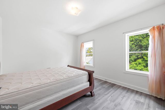 330 SOMERSET ST, Gloucester City, NJ 08030