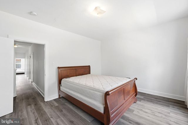 330 SOMERSET ST, Gloucester City, NJ 08030
