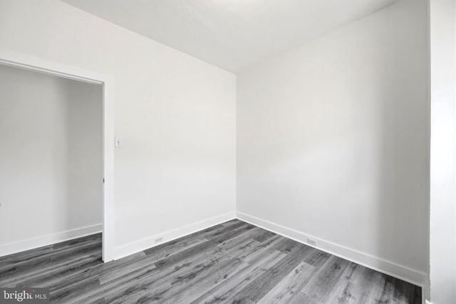 330 SOMERSET ST, Gloucester City, NJ 08030