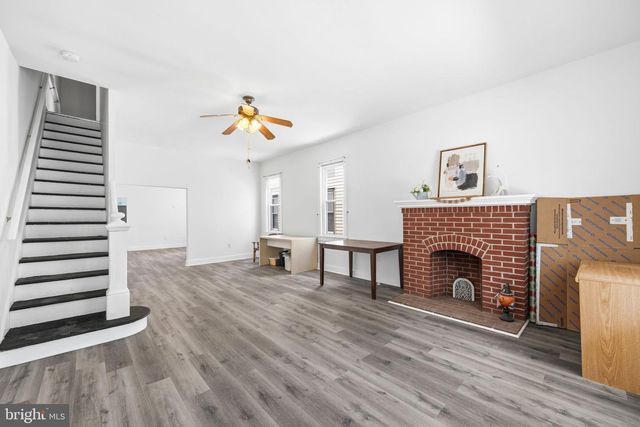 330 SOMERSET ST, Gloucester City, NJ 08030
