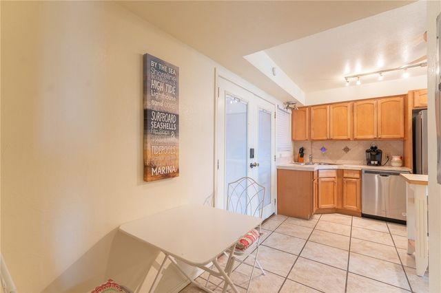 14300 S Padre Island Dr 115, Corpus Christi, TX 78418