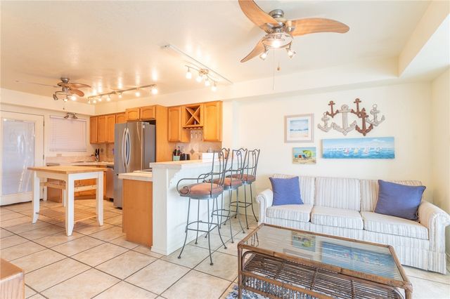 14300 S Padre Island Dr 115, Corpus Christi, TX 78418