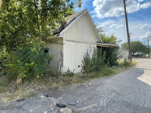 1807 S Malcolm X Boulevard, Dallas, TX 75226