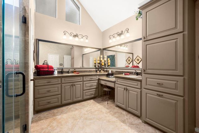 6907 Fawncliff Drive, Houston, TX 77069