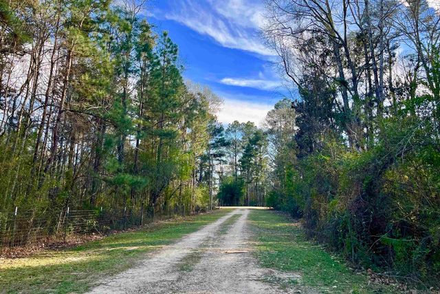 21 Lillian Ln, Ethel, LA 70730