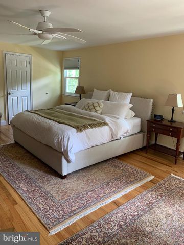 20 OAKLEY, Cherry Hill, NJ 08003