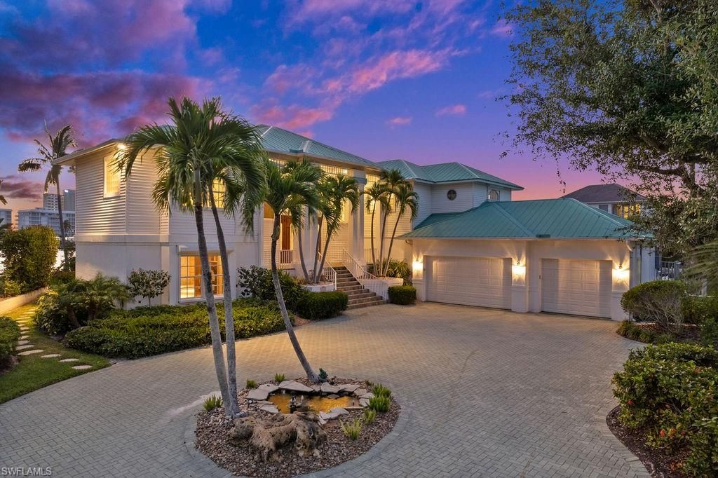 371 Bayside AVE, NAPLES, FL 34108 — photo 4
