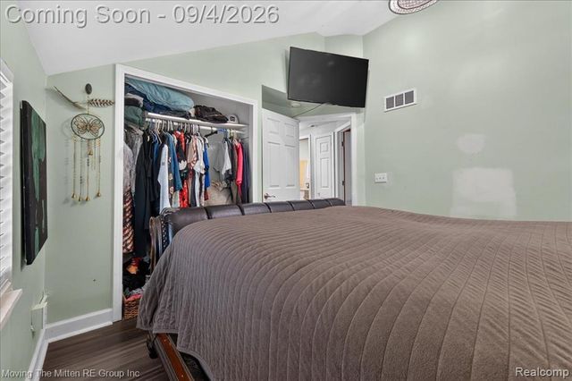 30103 Van Horn Road, New Boston, MI 48164