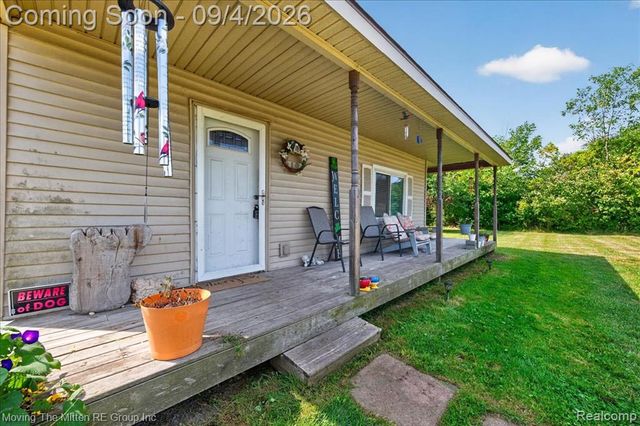 30103 Van Horn Road, New Boston, MI 48164