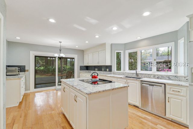 7 Brown Thrasher Rd, Hilton Head Island, SC 29926