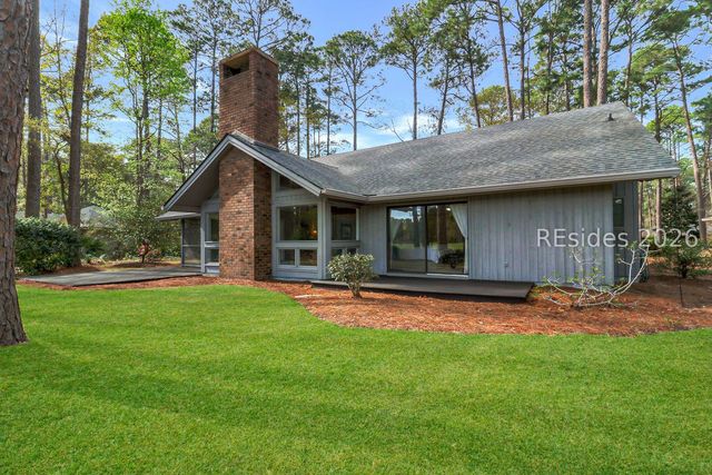 7 Brown Thrasher Rd, Hilton Head Island, SC 29926
