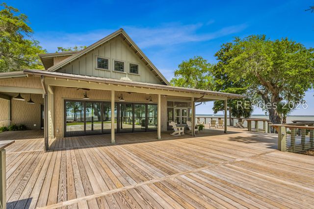 7 Brown Thrasher Rd, Hilton Head Island, SC 29926
