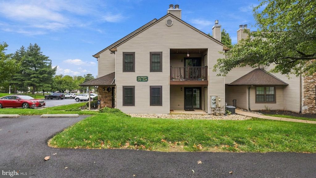 193 HACKBERRY CT, Warrington, PA 18976 — photo 2