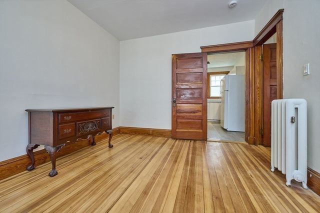 36 Granville Rd 1, Cambridge, MA 02138