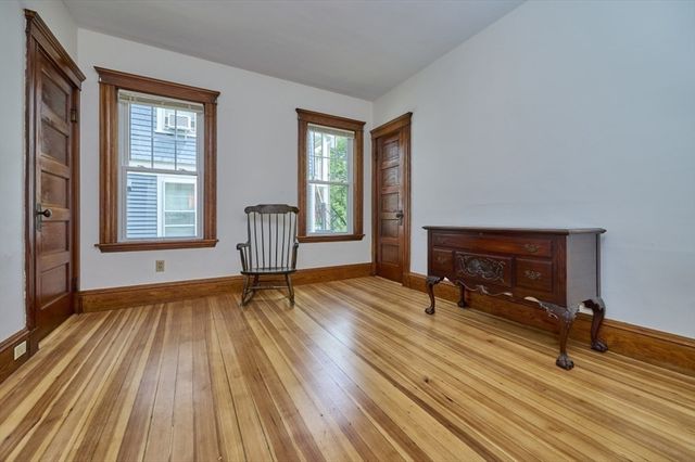 36 Granville Rd 1, Cambridge, MA 02138