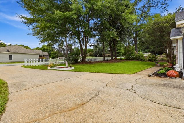 7890 Lloyd Road, Columbus, GA 31904