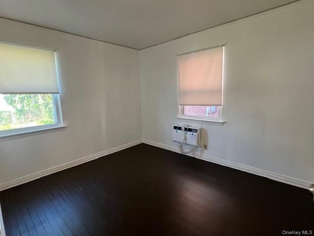 7608 269th Street, New Hyde Park, NY 11040