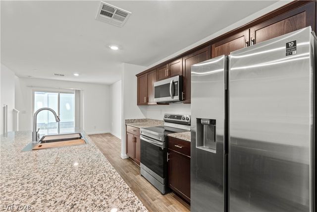 12280 Golden Wreath Road 3, Las Vegas, NV 89183