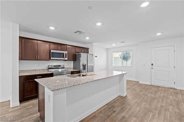 12280 Golden Wreath Road 3, Las Vegas, NV 89183