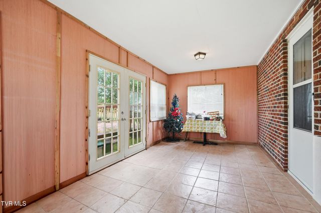 158 Grandview, Duffield, VA 24244