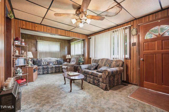 158 Grandview, Duffield, VA 24244