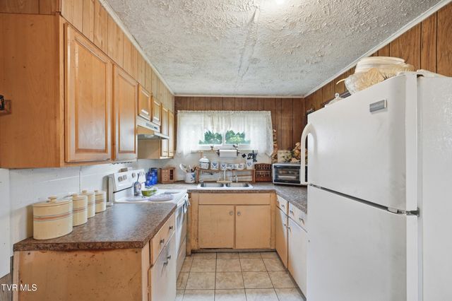 158 Grandview, Duffield, VA 24244