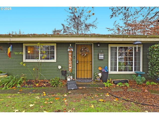 9406 N MIDWAY Ave, Portland, OR 97203