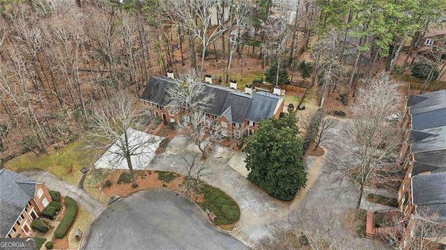 137 Weatherburne Drive, Roswell, GA 30076