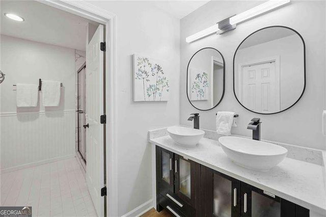 137 Weatherburne Drive, Roswell, GA 30076