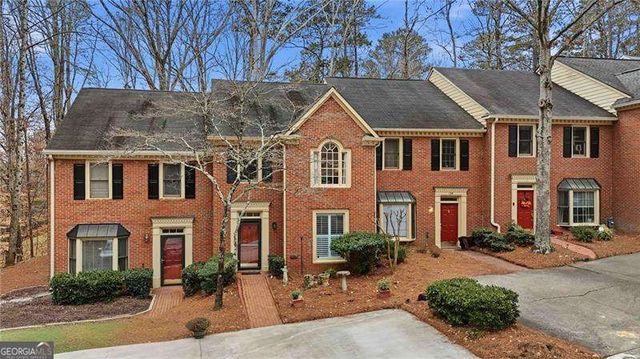 137 Weatherburne Drive, Roswell, GA 30076
