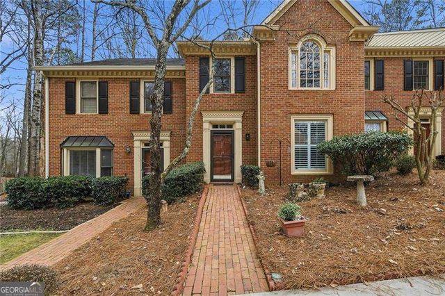137 Weatherburne Drive, Roswell, GA 30076