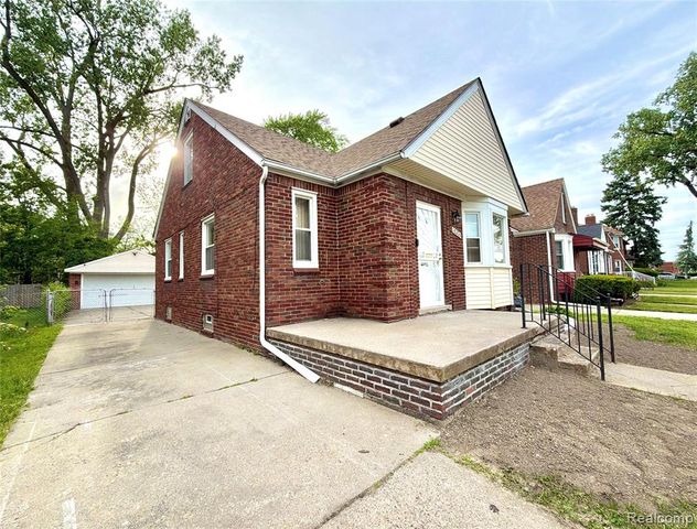 18235 Tracey Street, Detroit, MI 48235