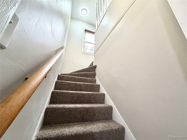 18235 Tracey Street, Detroit, MI 48235