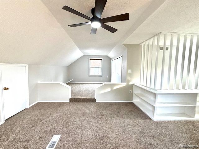 18235 Tracey Street, Detroit, MI 48235